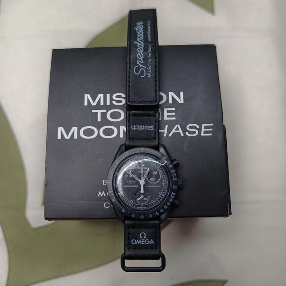 Swatch x Omega Moonswatch Moonphase Black Watch - Picture 4 of 7